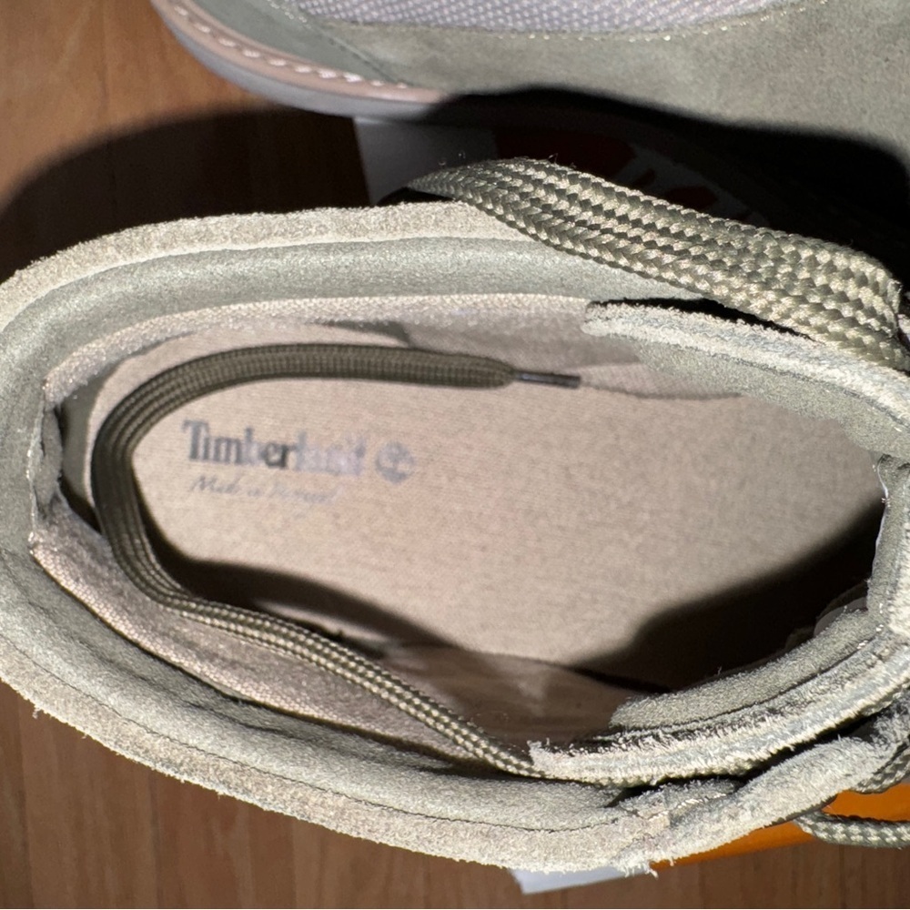 Timberland Man’s Green Shoes in 11.5 - Picture 6 of 11